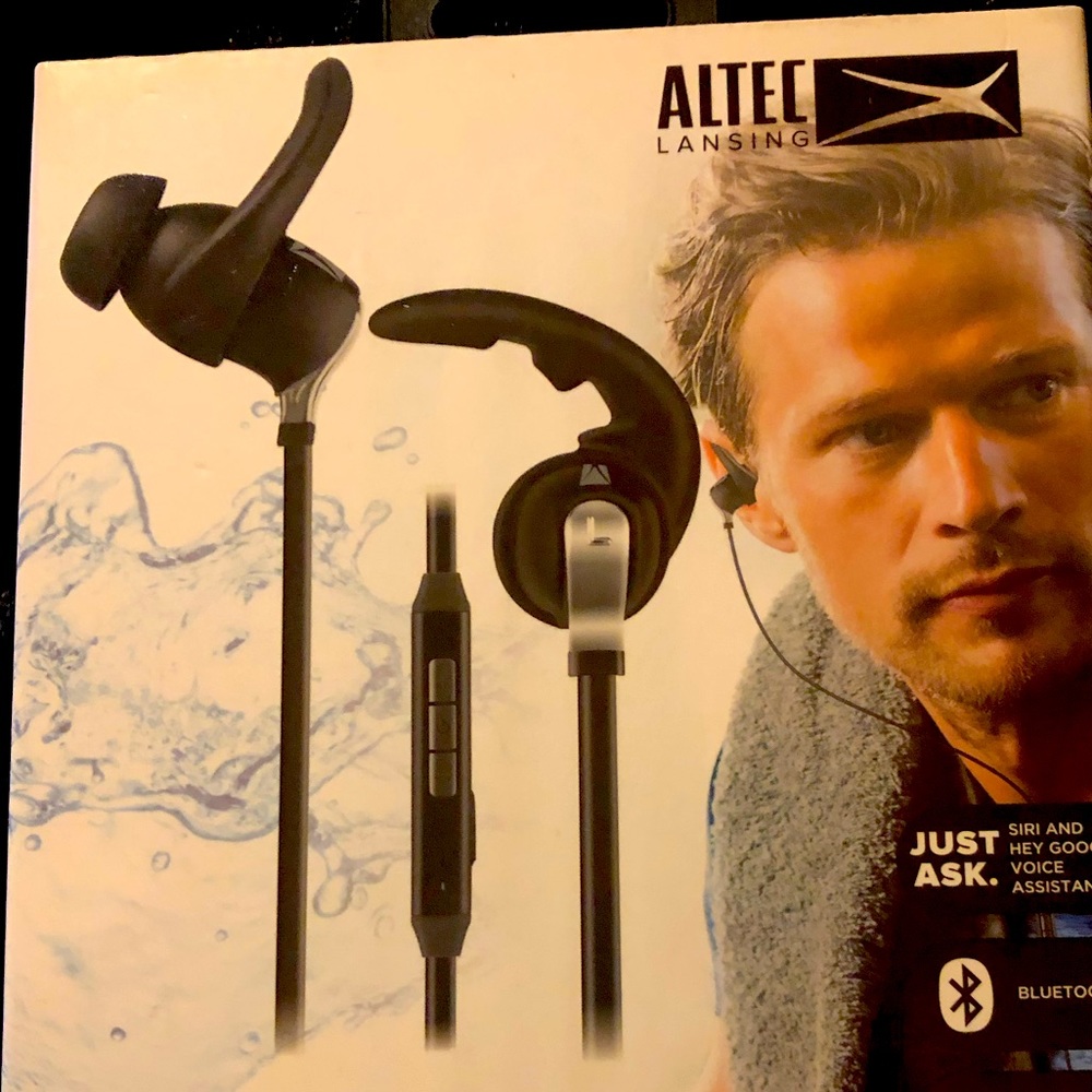Earphones: NIB Altec Lansing Waterproof Sport Bluetooth In-Ear Earphones
